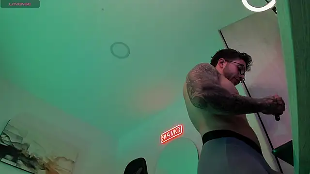 LucianSinclair online show from 02-22-25, 02:28