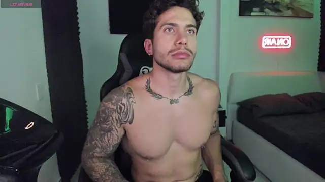 LucianSinclair online show from 11-28-25, 02:25