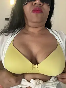 Snapshot of Shasha_X chatting on 03-05-25, 03:40 Shasha X online show from 03-05-25, 03:40