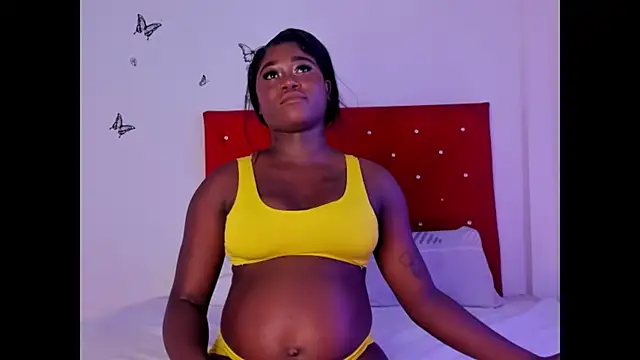 Snapshot of ValeriaRioz chatting on 01-24-25, 04:17 ValeriaRioz online show from 01-24-25, 04:17