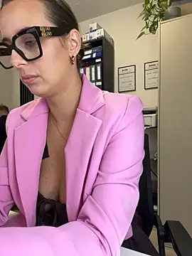 Hii Lolla online show from 11-04-25, 07:07