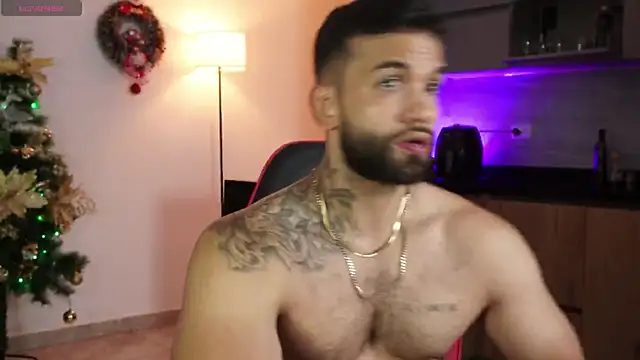 Snapshot of MarkHazze chatting on 12-21-25, 10:50 MarkHazze online show from 12-21-25, 10:50