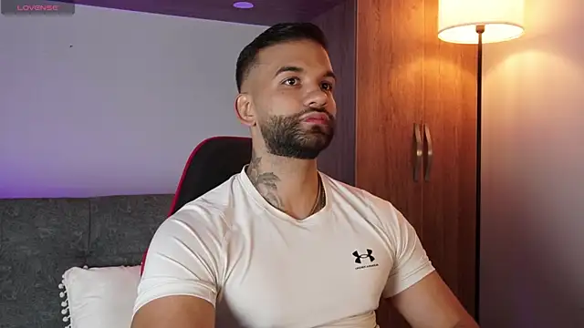 Snapshot of MarkHazze chatting on 01-11-26, 12:04 MarkHazze online show from 01-11-26, 12:04