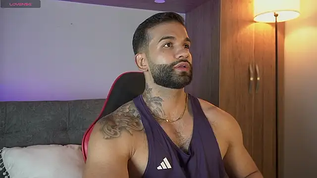 Snapshot of MarkHazze chatting on 02-24-26, 12:30 MarkHazze online show from 02-24-26, 12:30