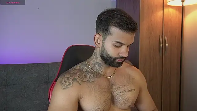 Snapshot of MarkHazze chatting on 02-26-26, 11:26 MarkHazze online show from 02-26-26, 11:26