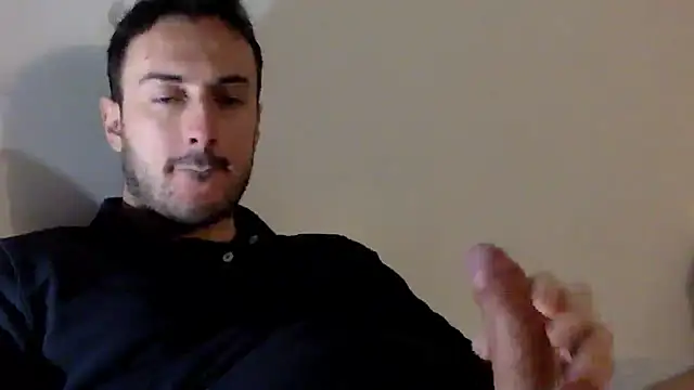 Snapshot of mainnrd chatting on 01-29-25, 02:30 mainnrd online show from 01-29-25, 02:30