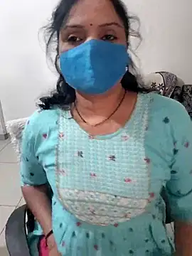 Snapshot of khushikhushi chatting on 11-22-25, 07:29 khushikhushi online show from 11-22-25, 07:29