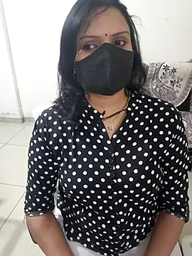 Snapshot of khushikhushi chatting on 03-12-26, 06:47 khushikhushi online show from 03-12-26, 06:47