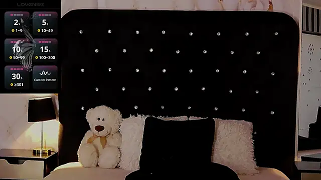 OliviaShaw23 online show from 02-09-25, 06:54