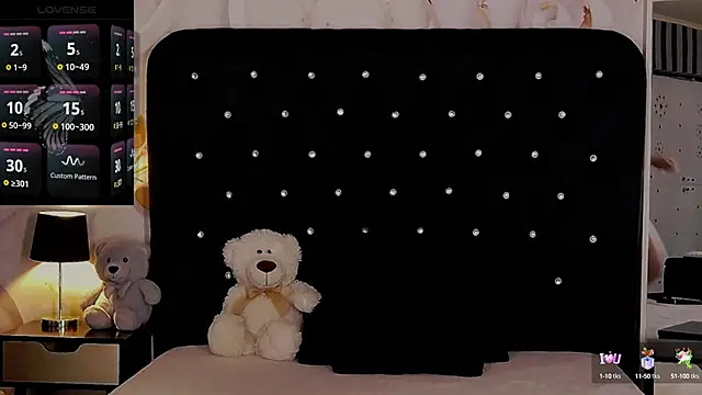 OliviaShaw23 online show from 09-26-25, 08:24