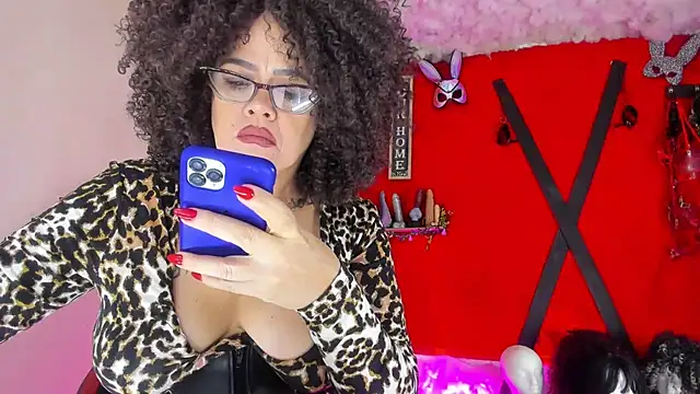 Snapshot of jena_derboo chatting on 06-17-26, 10:50 jena derboo online show from 06-17-26, 10:50