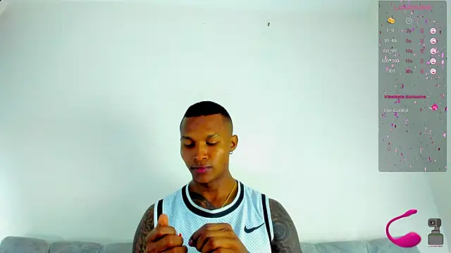 esteveen ortegas  online show from 02-19-25, 08:44