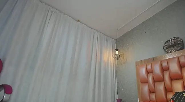 KEYRA-MILLER- online show from 01-17-25, 01:36