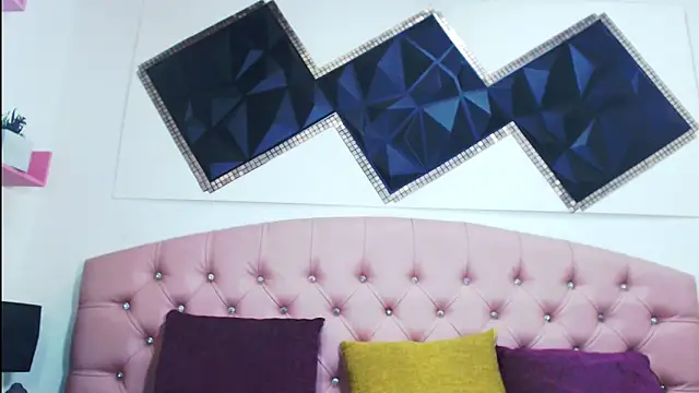 Snapshot of andrea_safeira_doll chatting on 11-18-25, 05:06 andrea safeira doll online show from 11-18-25, 05:06