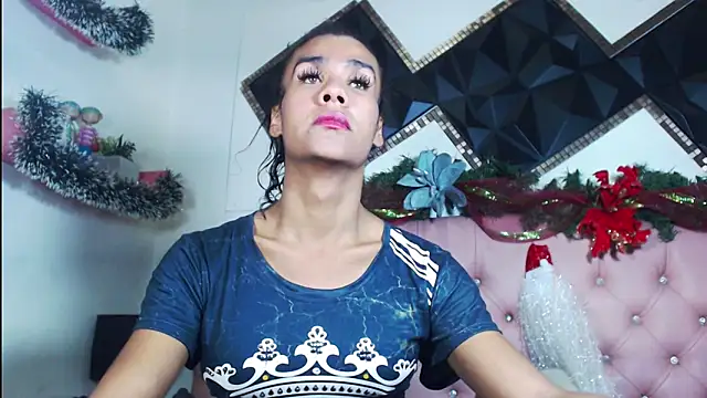 Snapshot of andrea_safeira_doll chatting on 12-18-25, 10:16 andrea safeira doll online show from 12-18-25, 10:16