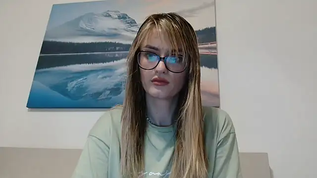 Snapshot of hotjessyca chatting on 03-10-25, 05:54 hotjessyca online show from 03-10-25, 05:54