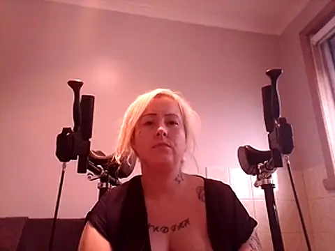 mollymay69 online show from 02-07-26, 07:34