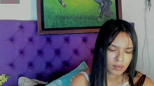 Cloeandtyfanny online show from 07-18-26, 04:55