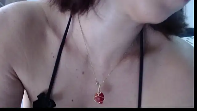 Snapshot of Franchesca27 chatting on 09-20-25, 04:52 Franchesca27 online show from 09-20-25, 04:52
