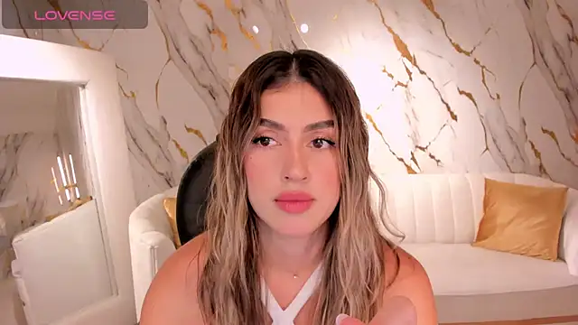 PaulinaSantos  online show from 03-05-25, 07:06