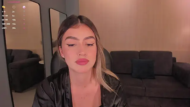 PaulinaSantos  online show from 03-09-25, 08:21