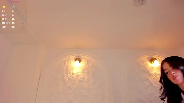 PaulinaSantos  online show from 10-20-25, 07:36