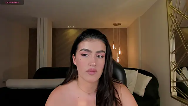 PaulinaSantos  online show from 06-10-26, 08:19
