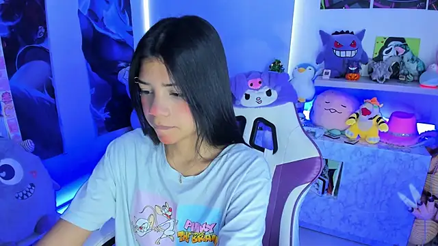 Snapshot of cutestephuwu chatting on 12-28-24, 02:32 cutestephuwu online show from 12-28-24, 02:32