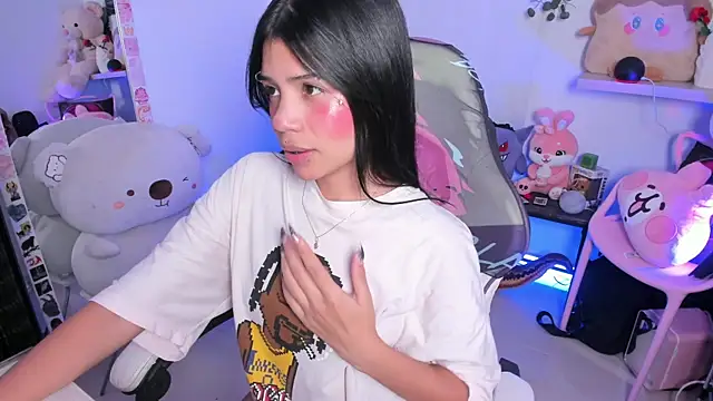 Snapshot of cutestephuwu chatting on 10-30-25, 01:29 cutestephuwu online show from 10-30-25, 01:29