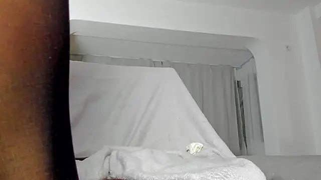 Snapshot of Fancy_Jenn chatting on 12-11-24, 01:05 Fancy Jenn online show from 12-11-24, 01:05