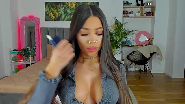 Snapshot of Fancy_Jenn chatting on 03-11-25, 06:41 Fancy Jenn online show from 03-11-25, 06:41