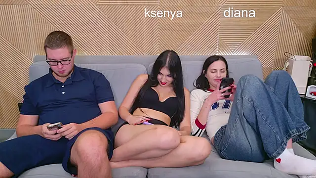 Ksenny online show from 11-06-25, 04:52