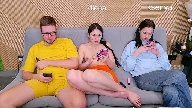 Ksenny online show from 02-28-26, 05:19
