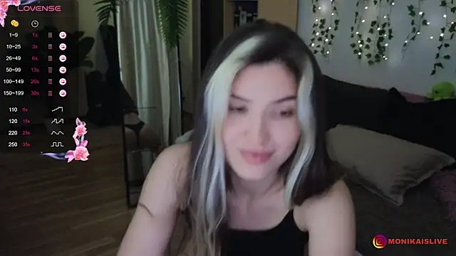 monikavenom online show from 09-28-25, 01:11