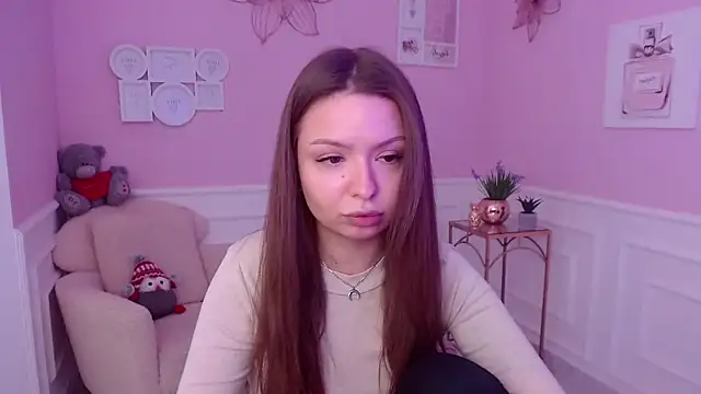 LucySkilar online show from 01-17-25, 08:34