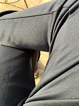 Snapshot of Brown_Munda047 chatting on 01-06-26, 05:33 Brown Munda047 online show from 01-06-26, 05:33