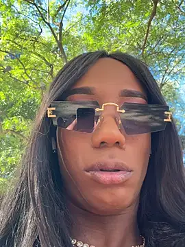 Snapshot of tamarabigass1 chatting on 02-06-26, 11:24 tamarabigass1 online show from 02-06-26, 11:24