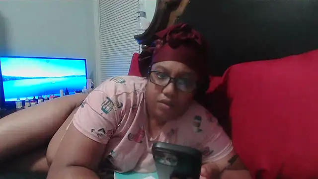 ebonyred online show from 02-12-26, 01:00