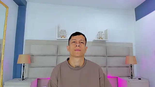 Snapshot of AgarEvans chatting on 12-05-25, 04:43 AgarEvans online show from 12-05-25, 04:43