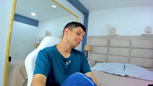 Snapshot of AgarEvans chatting on 12-18-25, 04:29 AgarEvans online show from 12-18-25, 04:29