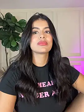 Snapshot of MelissaWaltton chatting on 03-08-26, 02:04 MelissaWaltton online show from 03-08-26, 02:04