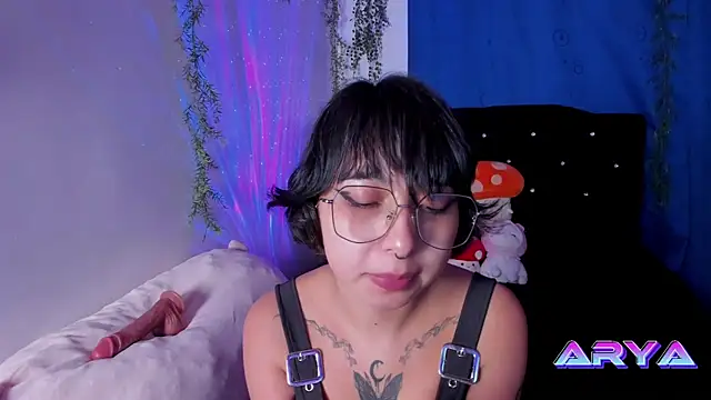 arysUwU online show from 02-22-25, 04:29