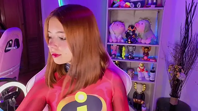 EmilyMiller  online show from 01-19-26, 04:11