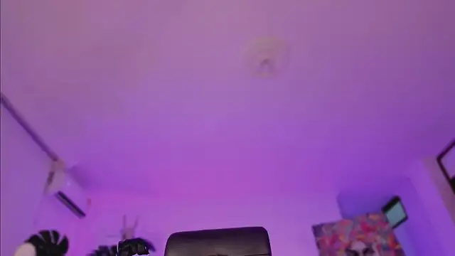 Taylor  foxxx online show from 01-11-25, 04:16