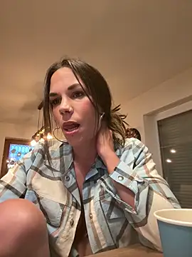 Lady Knaller online show from 04-30-26, 06:47