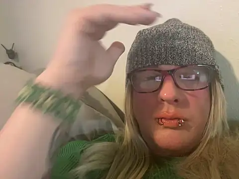 Blakelytgirl online show from 01-29-25, 01:05