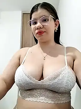 Snapshot of Danzel1105 chatting on 01-11-25, 09:36 Danzel1105 online show from 01-11-25, 09:36