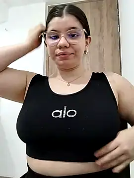 Snapshot of Danzel1105 chatting on 02-12-25, 12:22 Danzel1105 online show from 02-12-25, 12:22