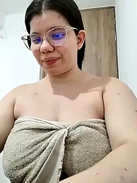 Snapshot of Danzel1105 chatting on 02-16-25, 03:38 Danzel1105 online show from 02-16-25, 03:38