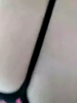 Snapshot of Danzel1105 chatting on 02-25-25, 12:13 Danzel1105 online show from 02-25-25, 12:13